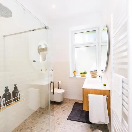 Nuit - Zentral, Wlan, Naturnah, Fernuni, Naehe Messe Dortmund